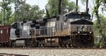 NS 9078 leads train 350 towards the signals at Aycock